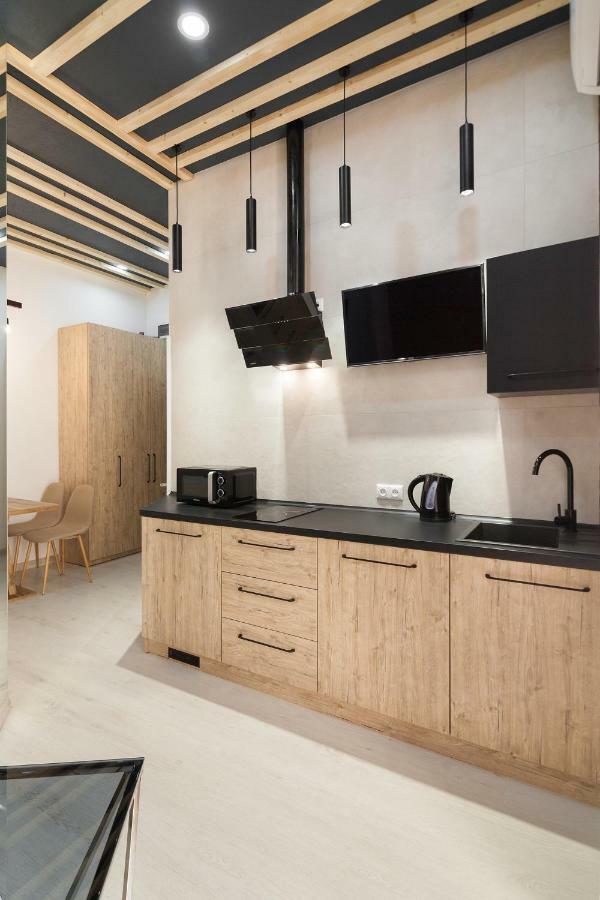 Leogrand One-Bedroom Apartments On Tugan-Baranovskogo 24 Lviv Exteriör bild