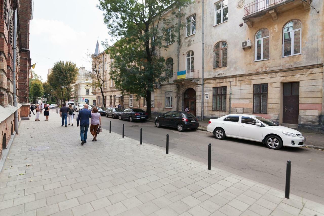 Leogrand One-Bedroom Apartments On Tugan-Baranovskogo 24 Lviv Exteriör bild