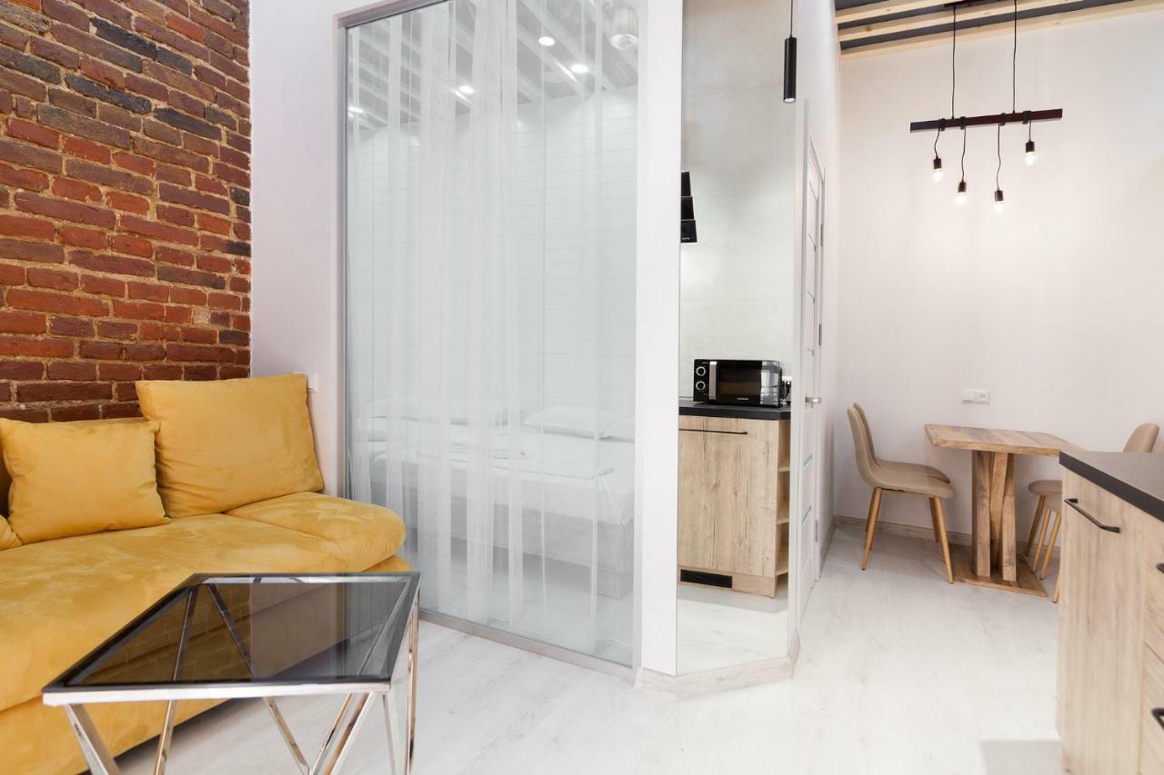 Leogrand One-Bedroom Apartments On Tugan-Baranovskogo 24 Lviv Exteriör bild