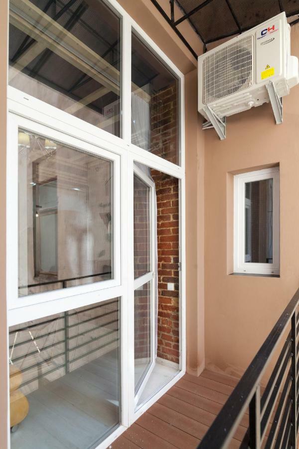 Leogrand One-Bedroom Apartments On Tugan-Baranovskogo 24 Lviv Exteriör bild